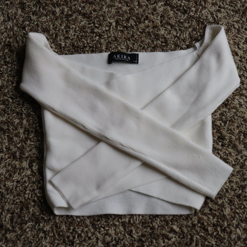 AKIRA White Crop Top Size S/M